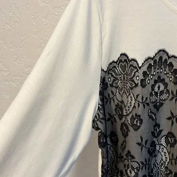 New Limited top with lace - Picture 4 of 7